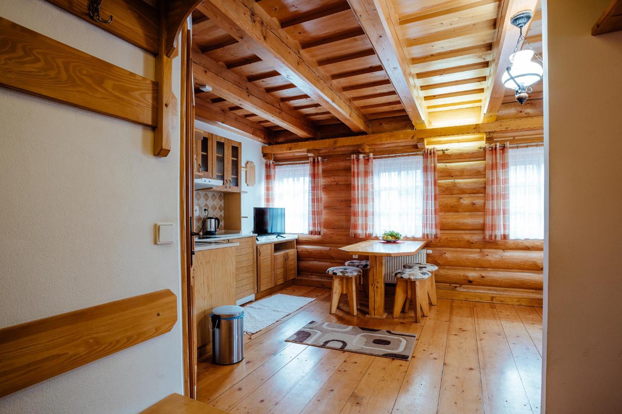 Janosikova Valaska Hills Apartments Терхова Екстер'єр фото